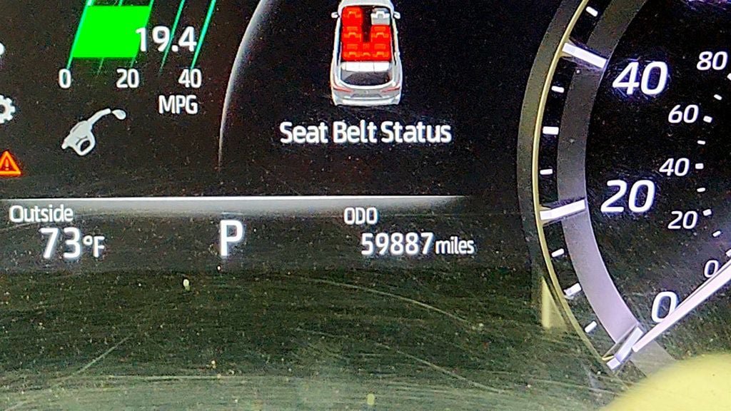 Used 2022 Toyota Highlander XLE AWD/4WD image 16