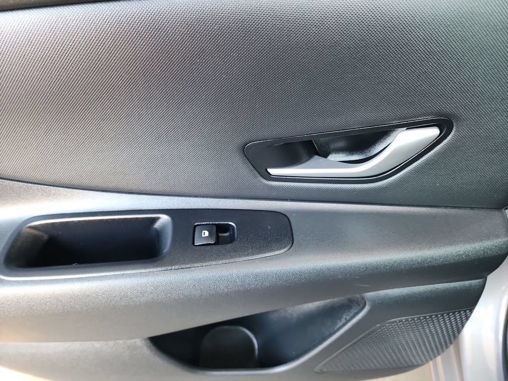 Used 2024 Hyundai Elantra Limited FWD image 37