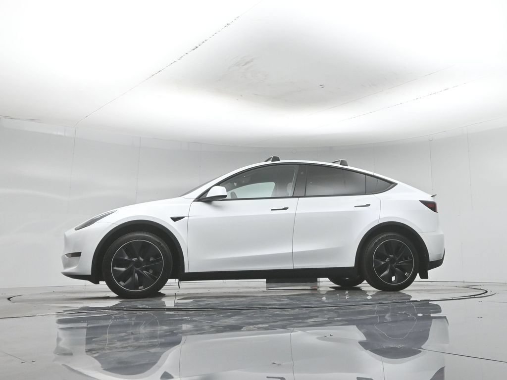 Used 2023 Tesla Model Y Long Range AWD/4WD image 48