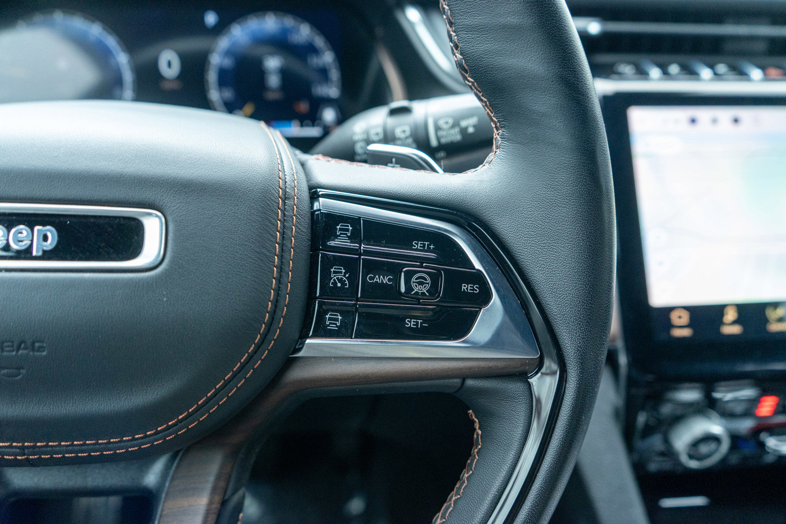 Used 2023 Jeep Grand Cherokee Summit image 28