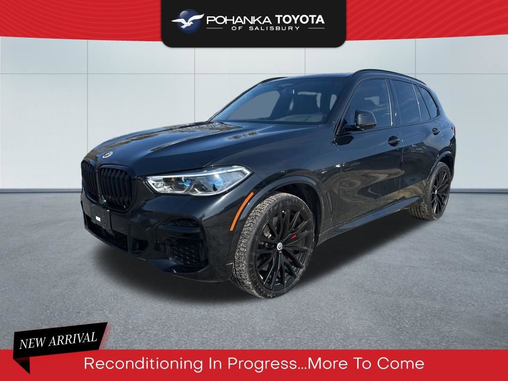 Used 2022 BMW X5 M50i w/ Executive Package image 1