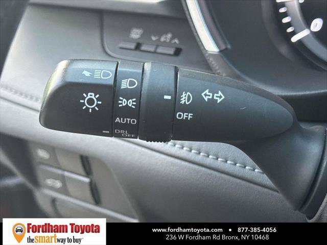 Certified 2021 Toyota Highlander XLE image 25