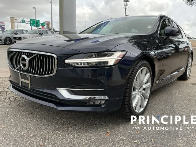 Used 2019 Volvo V90 T5 Inscription w/ Protection Package Premier FWD image 4