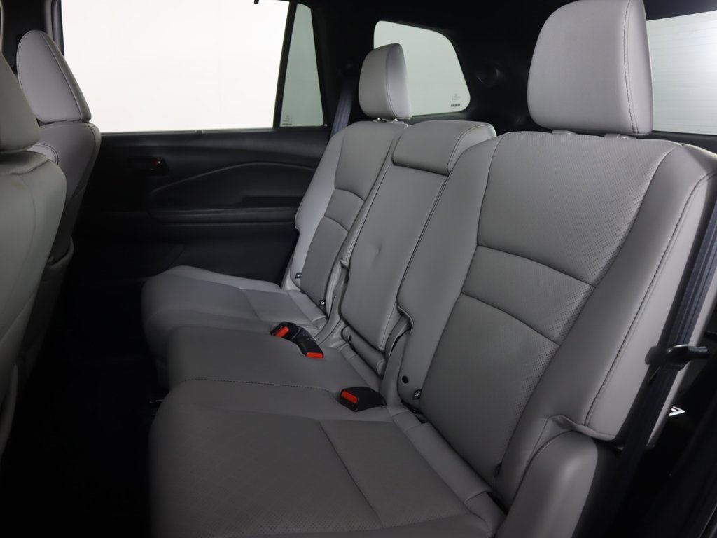 Used 2023 Honda Passport Elite image 38