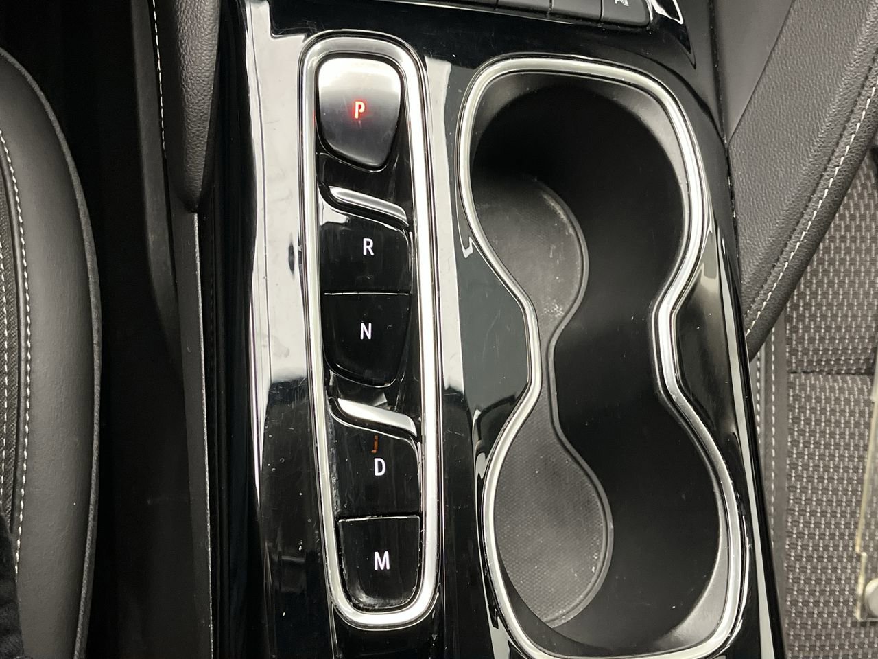 Certified 2023 Buick Envision Preferred w/ Sport Touring Package AWD/4WD image 25