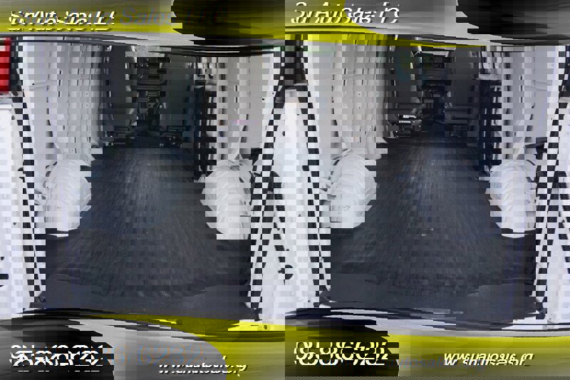 Used 2010 Chevrolet Express 1500 image 26