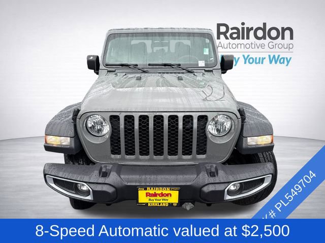 Used 2023 Jeep Gladiator Sport image 2