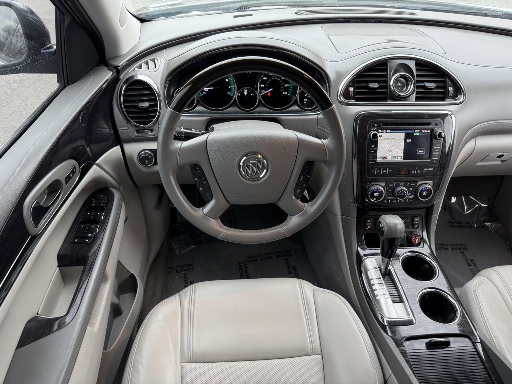 Used 2017 Buick Enclave Premium image 28