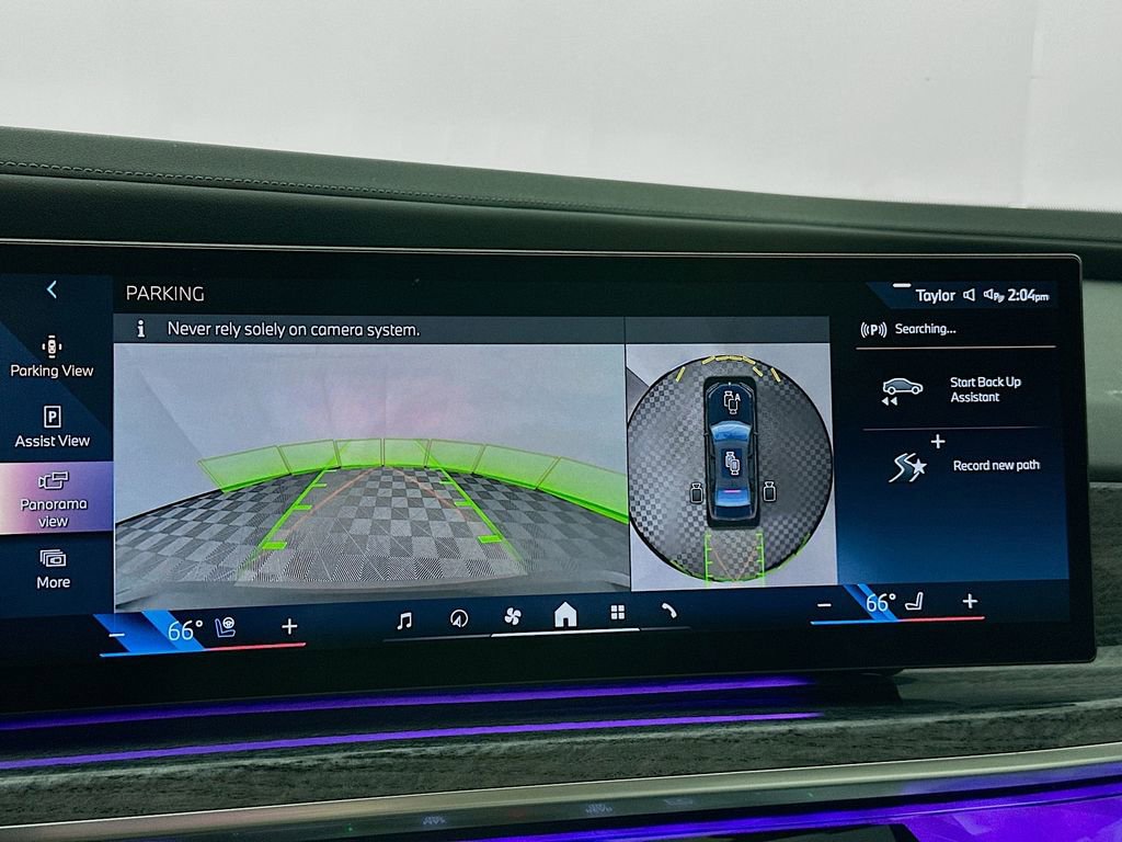 Used 2024 BMW 760i xDrive image 18