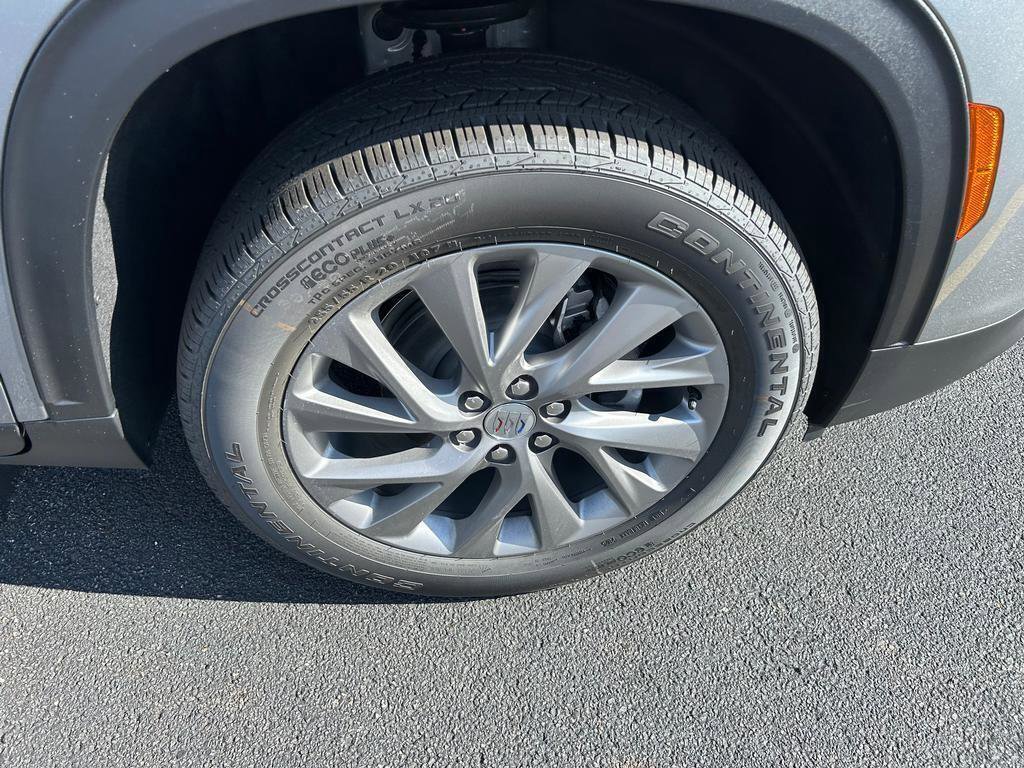 New 2026 Buick Enclave Preferred w/ LPO, Floor Liner Package image 20