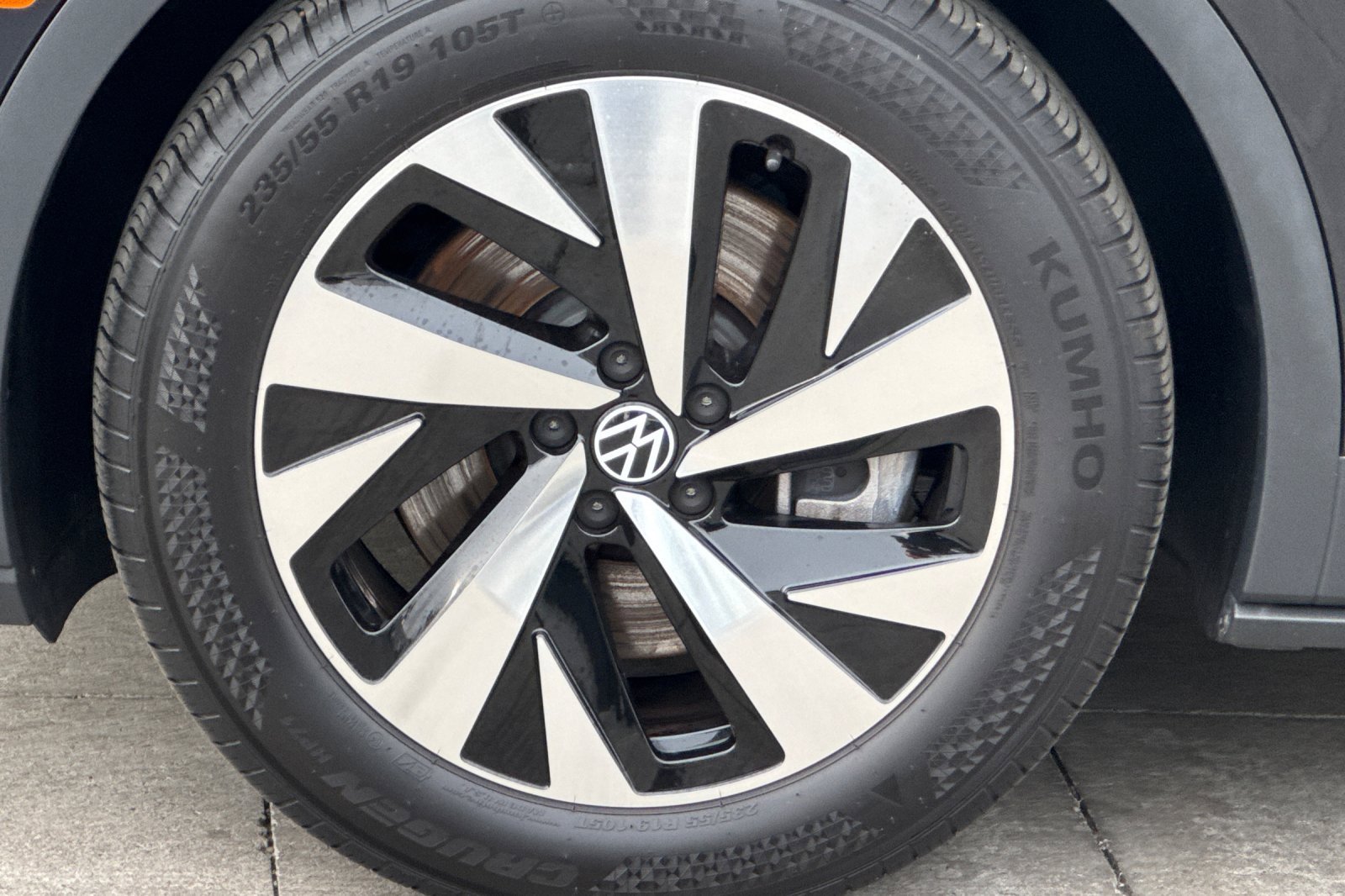 Certified 2023 Volkswagen ID.4 Pro image 27