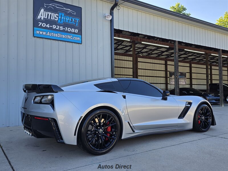 Used 2016 Chevrolet Corvette Z06 w/ Z07 Performance Package RWD image 20