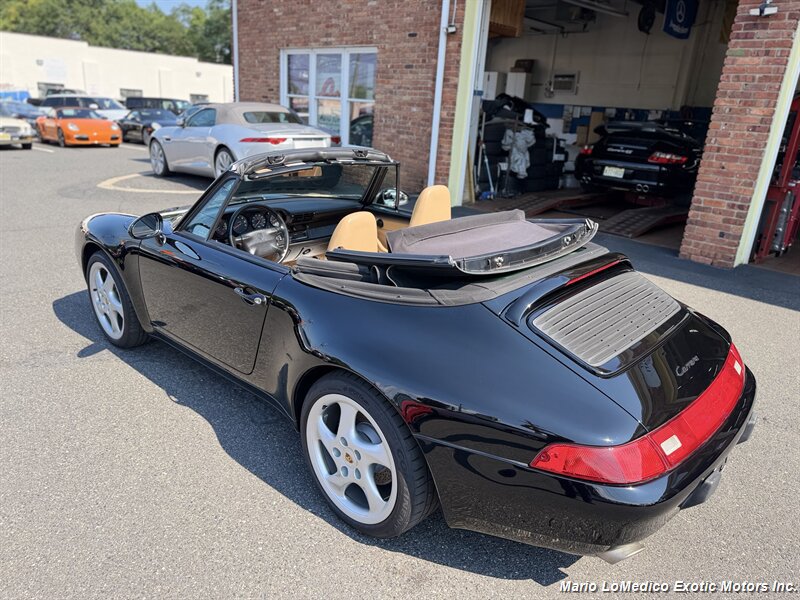 Used 1998 Porsche 911 Carrera RWD image 2