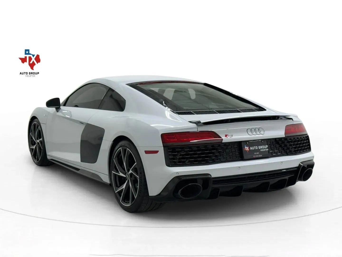 Used 2022 Audi R8 V10 performance image 5