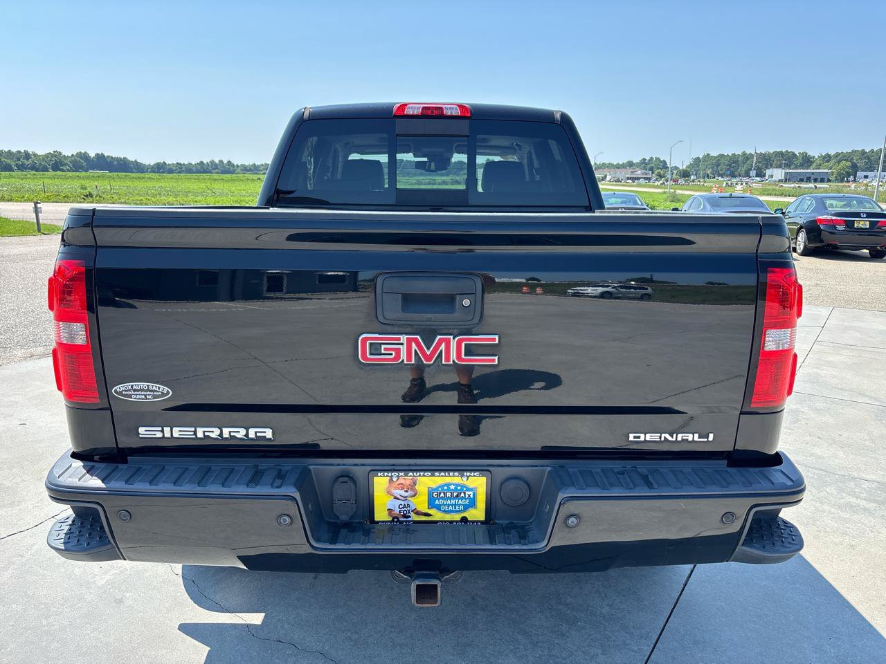 Used 2014 GMC Sierra 1500 Denali w/ Driver Alert Package AWD/4WD image 5