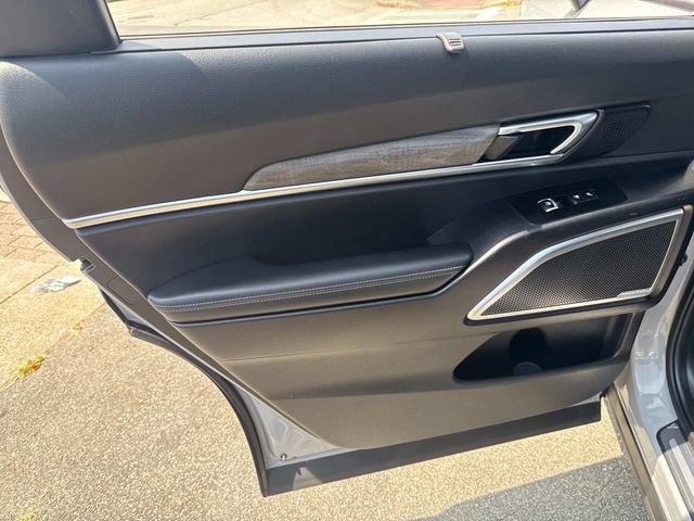 Used 2022 Kia Telluride SX w/ SX Prestige Package image 20