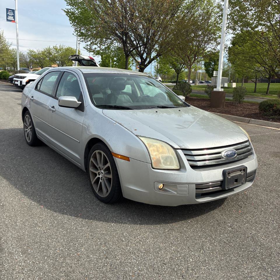 Used 2009 Ford Fusion SE FWD image 3