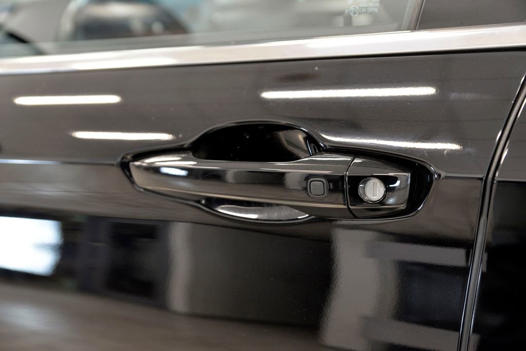 Used 2024 Mitsubishi Outlander SE image 13