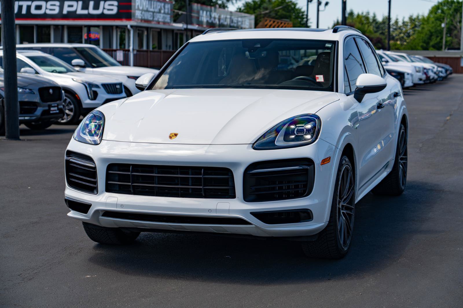 Used 2019 Porsche Cayenne E-Hybrid AWD/4WD image 4