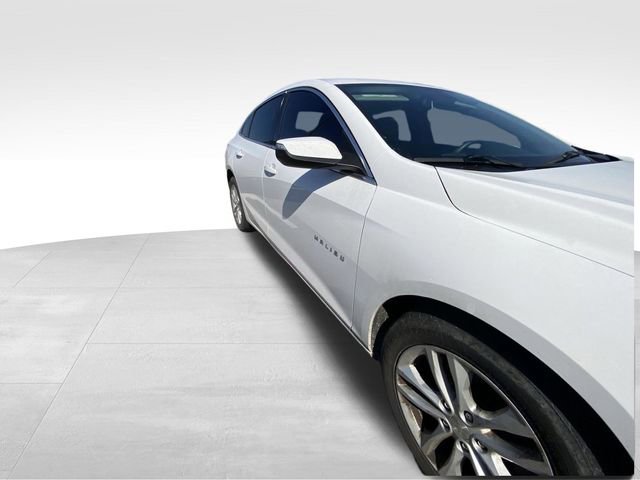 Used 2016 Chevrolet Malibu LT image 13