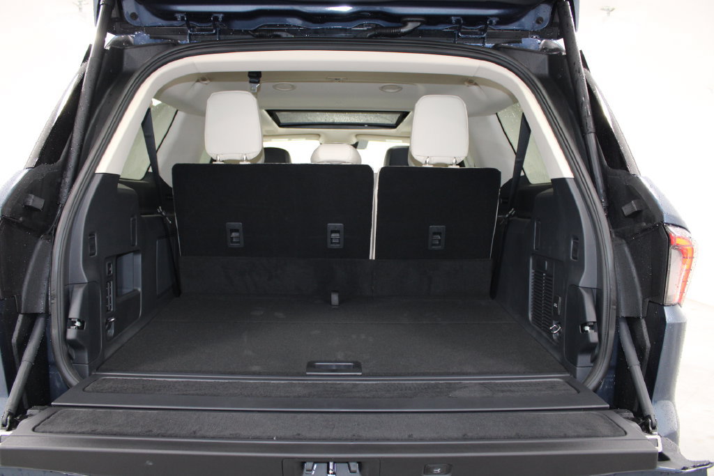 New 2027 Lincoln Navigator L Reserve RWD image 17
