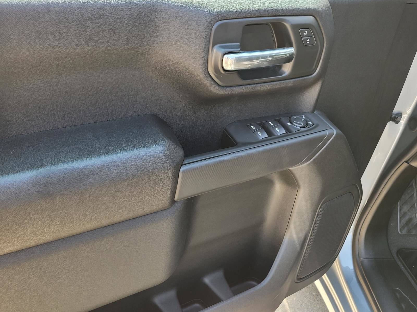 New 2026 Chevrolet Silverado 1500 Custom RWD image 12