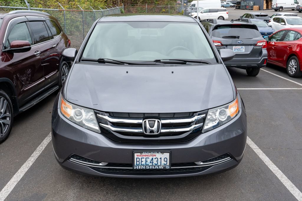 Used 2016 Honda Odyssey SE image 2