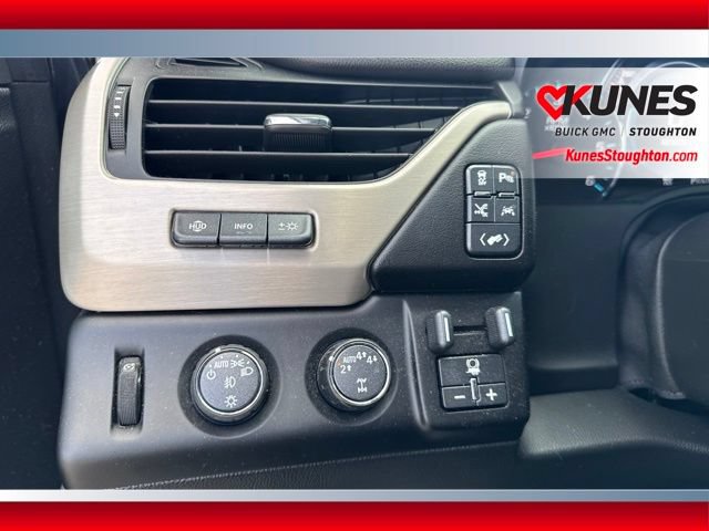 Used 2020 GMC Yukon XL Denali w/ Denali Ultimate Package AWD/4WD image 33