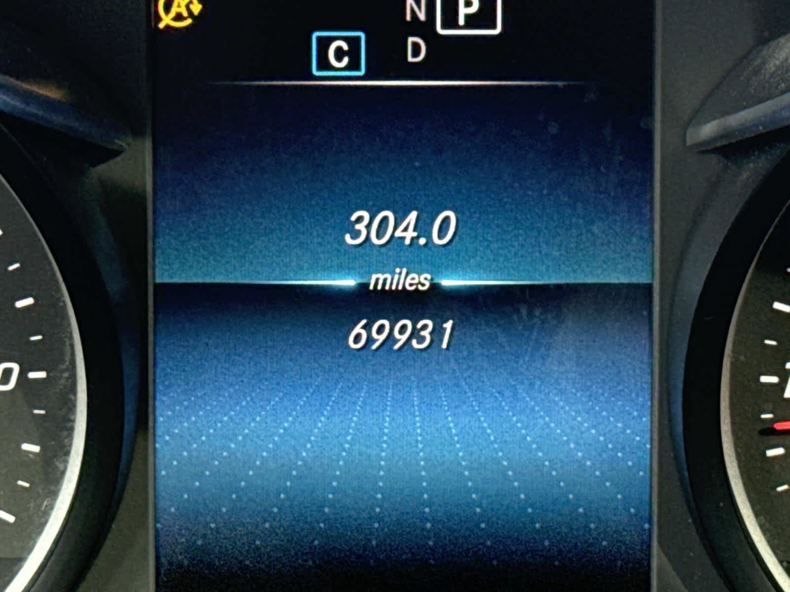 Used 2020 Mercedes-Benz GLC 300 4MATIC image 36