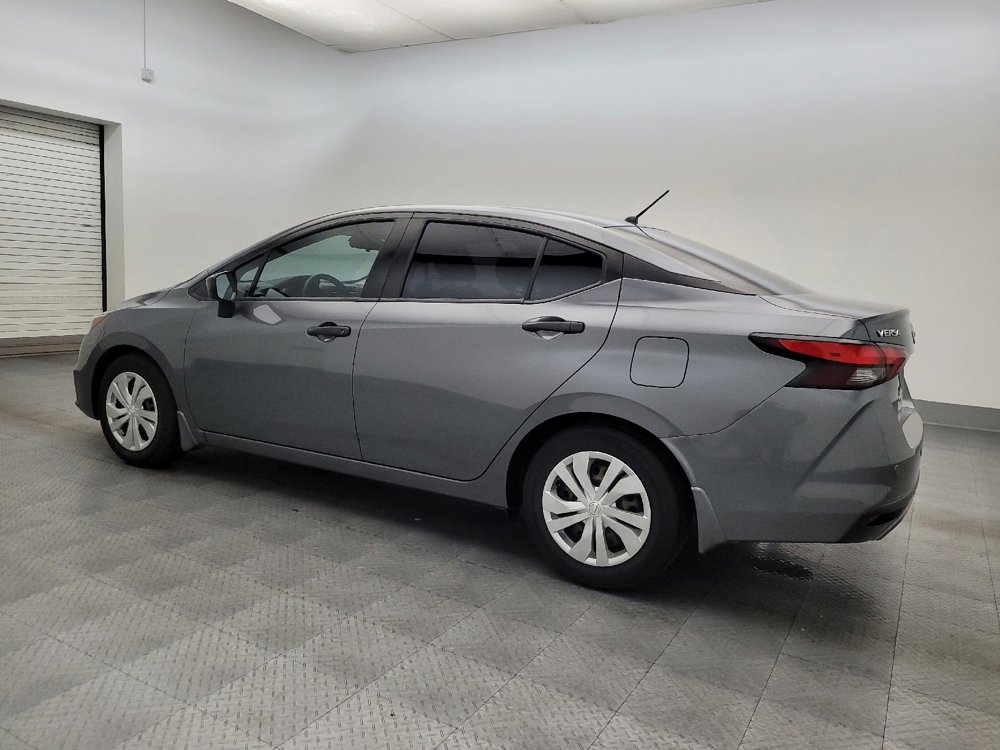Used 2020 Nissan Versa S image 3