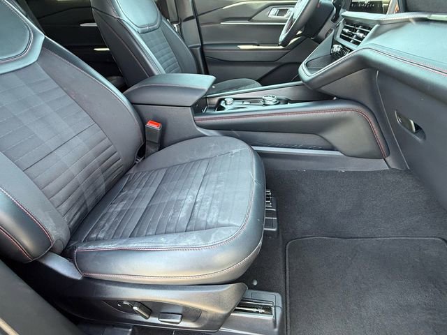 Used 2025 Ford Explorer ST-Line AWD/4WD image 9