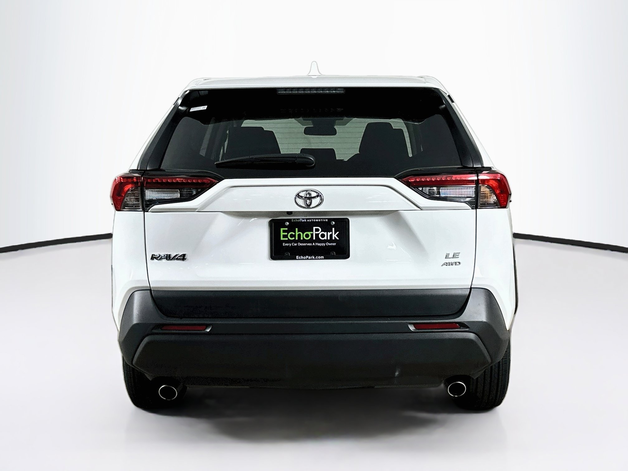 Used 2025 Toyota RAV4 LE AWD/4WD image 7