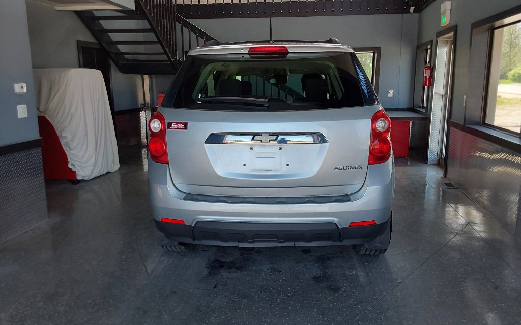 Used 2013 Chevrolet Equinox LS w/ LPO, Protection Package FWD image 10