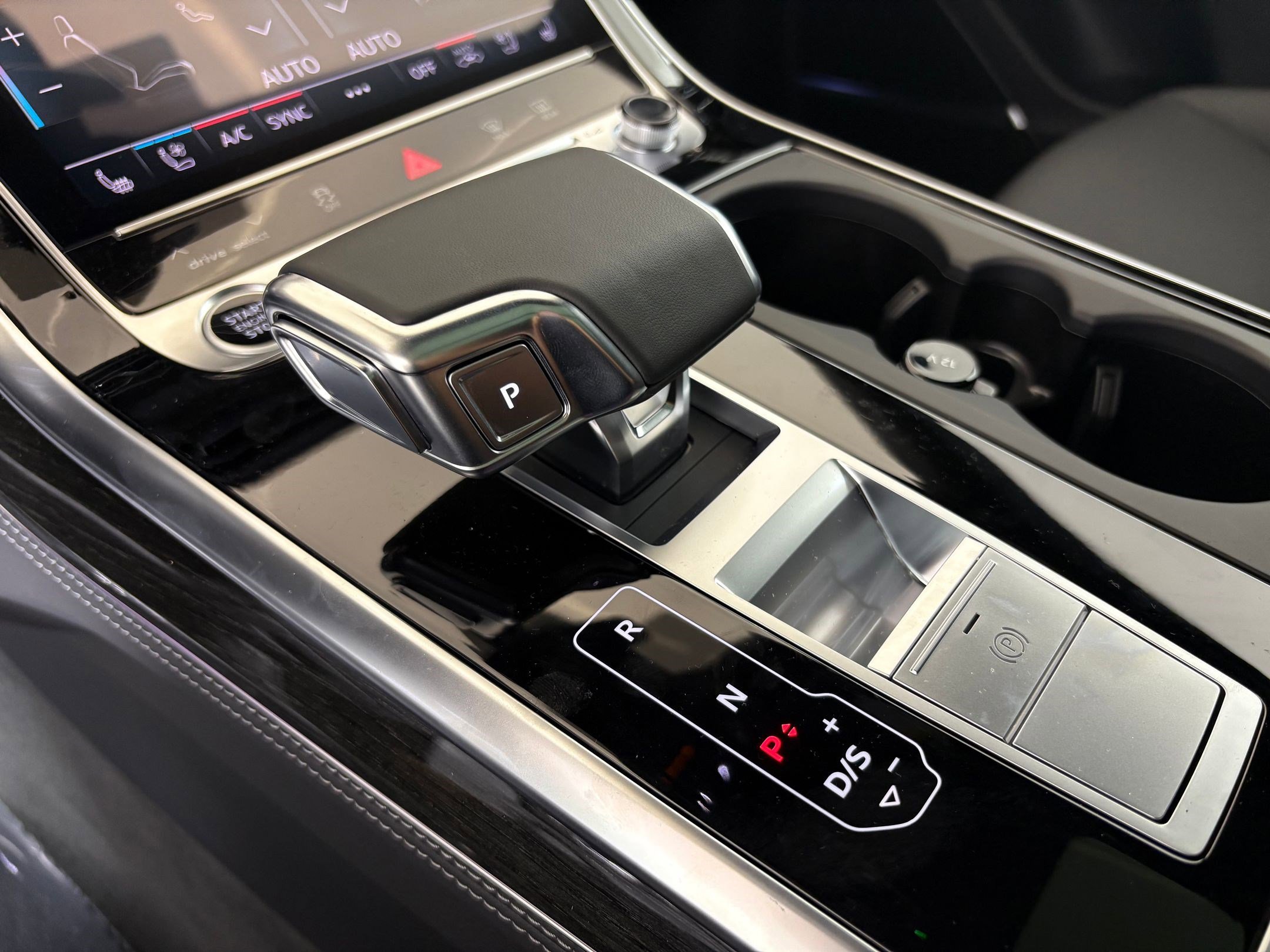 New 2026 Audi Q8 Premium Plus image 17