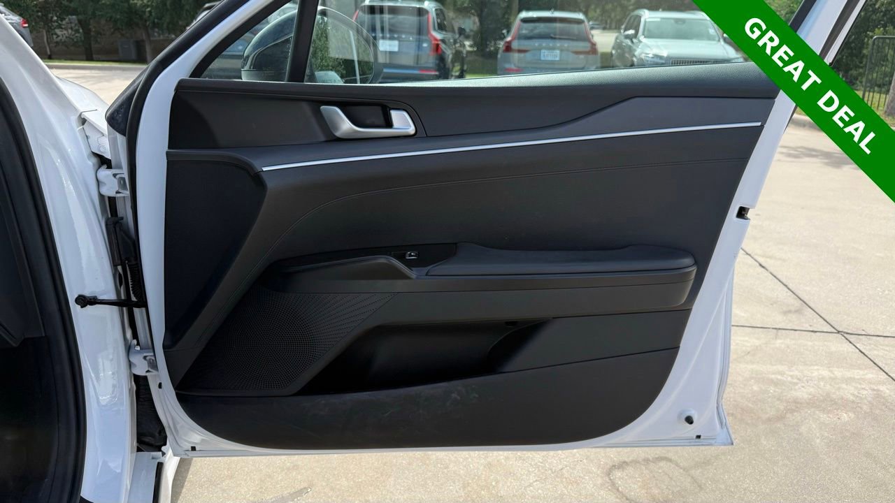 Used 2022 Kia K5 GT-Line FWD image 9