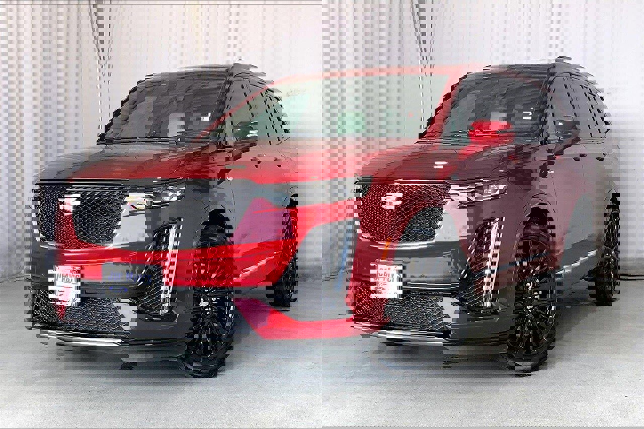 Used 2023 Cadillac XT6 Sport w/ Technology Package image 12