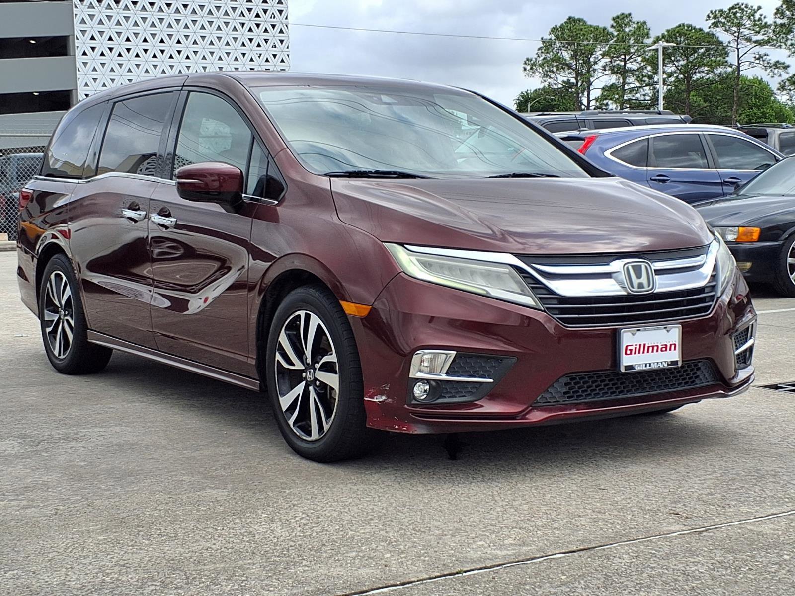 Certified 2018 Honda Odyssey Elite image 2