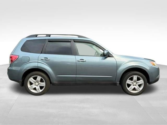 Used 2010 Subaru Forester 2.5X Premium image 6