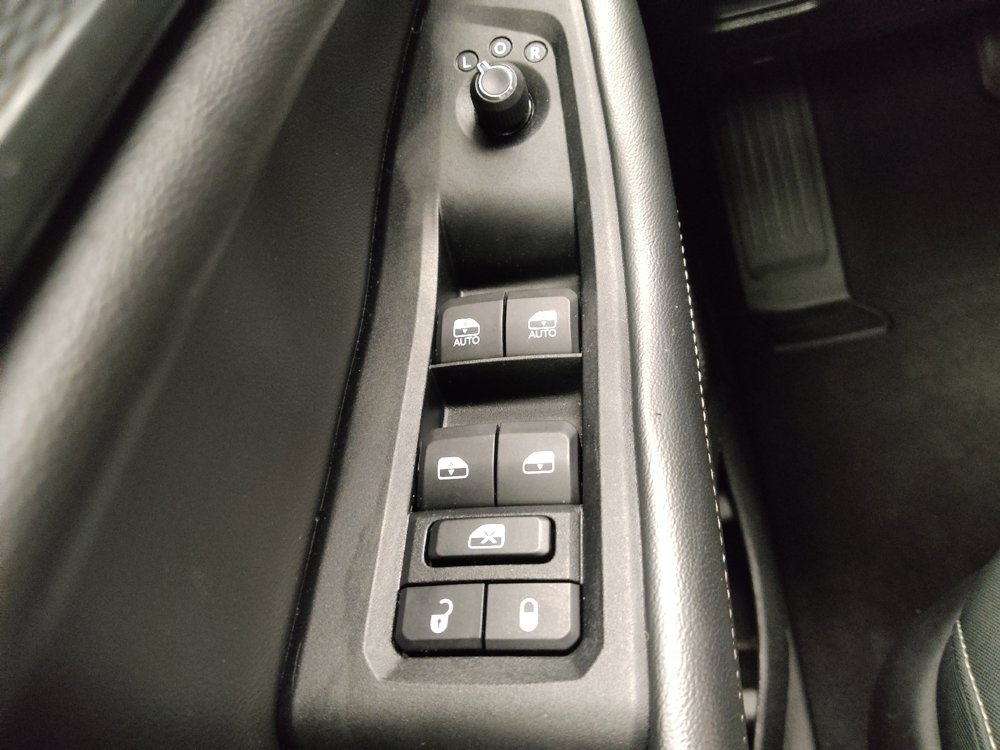 Used 2023 Jeep Grand Cherokee Laredo w/ Luxury Tech Group I AWD/4WD image 27