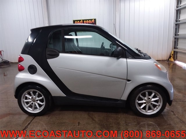 Used 2009 smart fortwo passion image 2