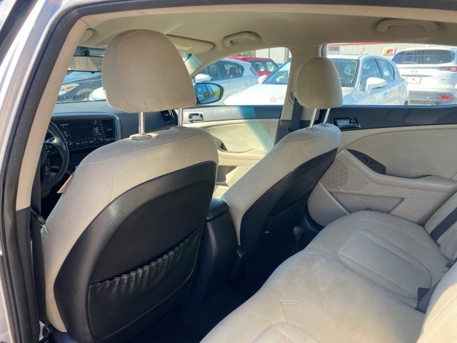 Used 2011 Kia Optima LX image 15