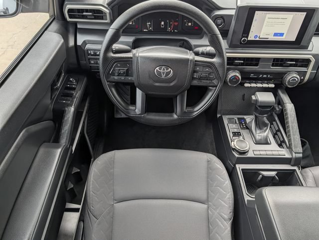 Used 2025 Toyota Tacoma SR AWD/4WD image 11