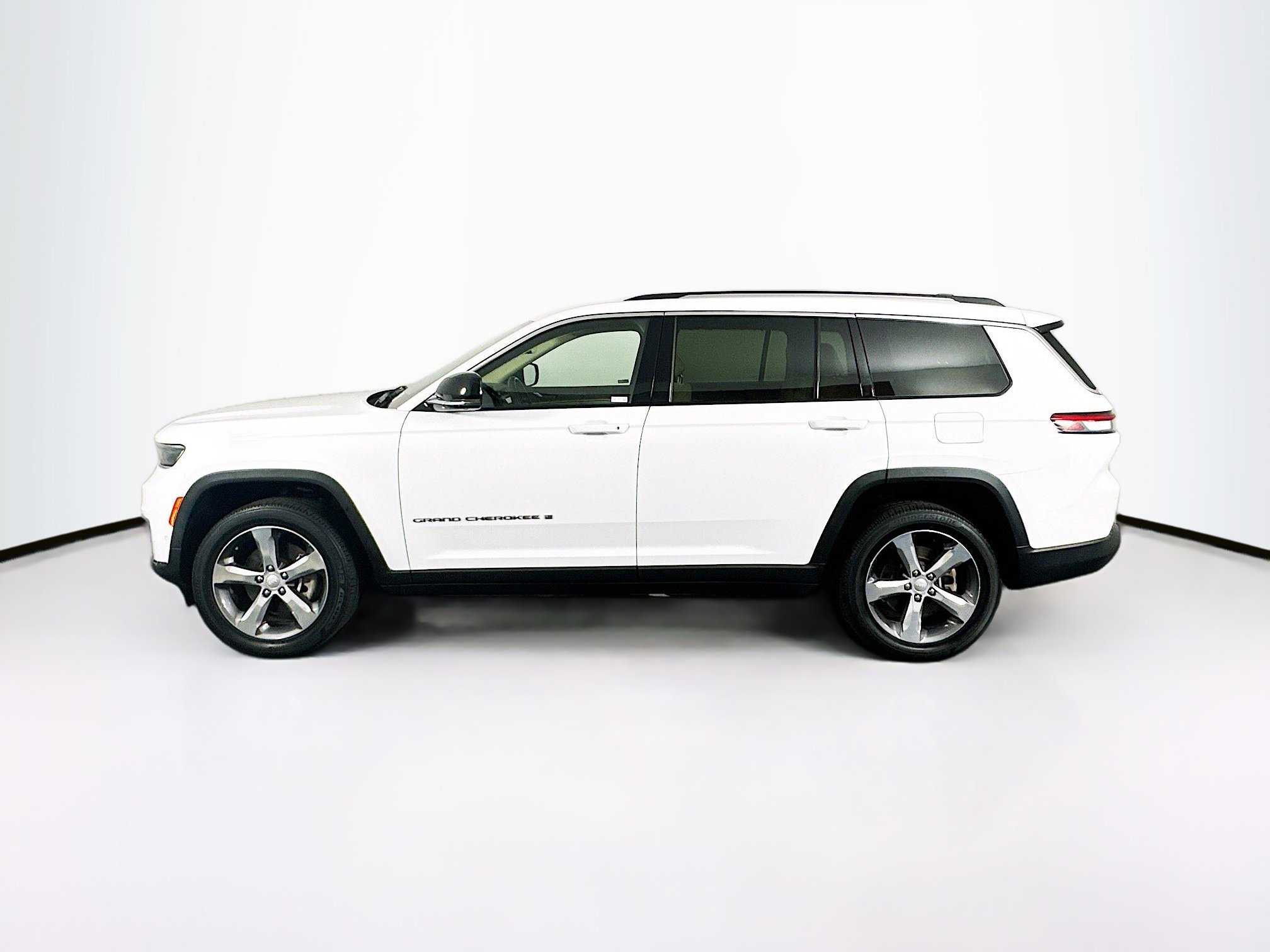 Used 2021 Jeep Grand Cherokee L Limited w/ Luxury Tech Group II image 4
