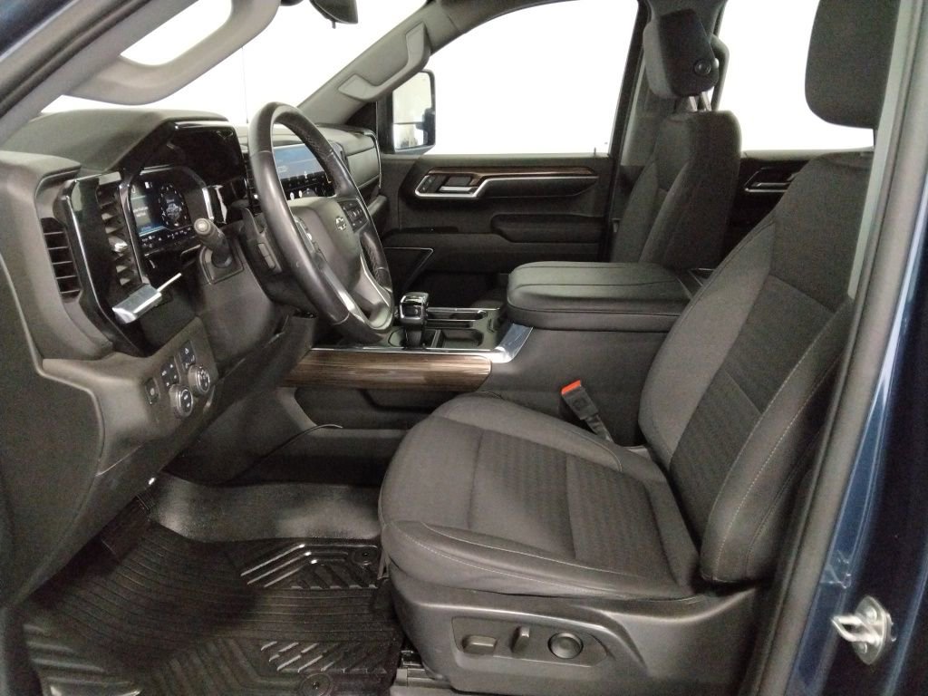 Used 2023 Chevrolet Silverado 1500 RST w/ Z71 Off-Road Package image 26