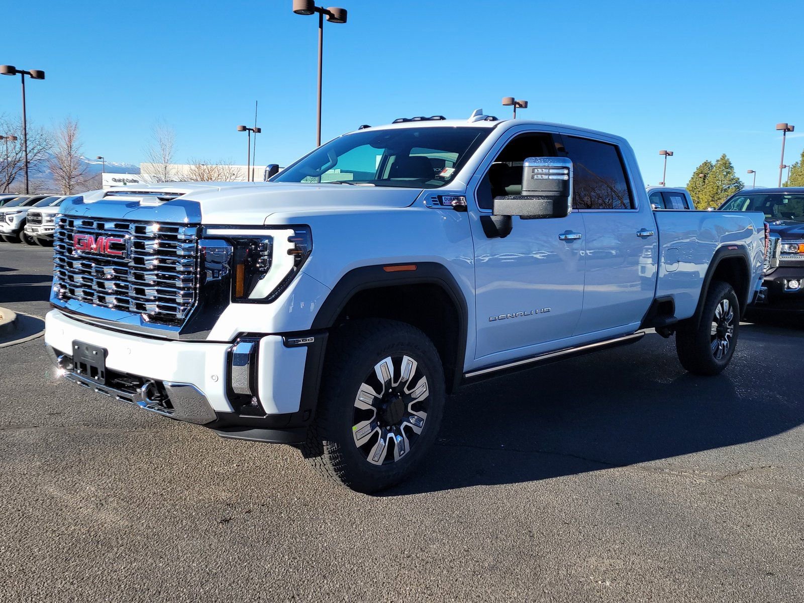New 2026 GMC Sierra 3500 Denali w/ Denali Reserve Package image 4