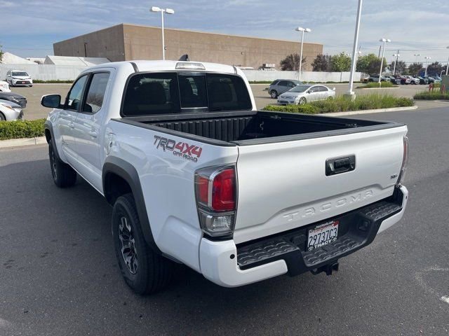 Used 2021 Toyota Tacoma TRD Off-Road w/ Technology Package image 7