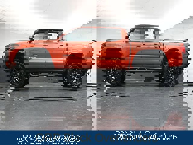 Used 2017 Toyota Tacoma TRD Off-Road w/ Tow Package (A/T) image 24