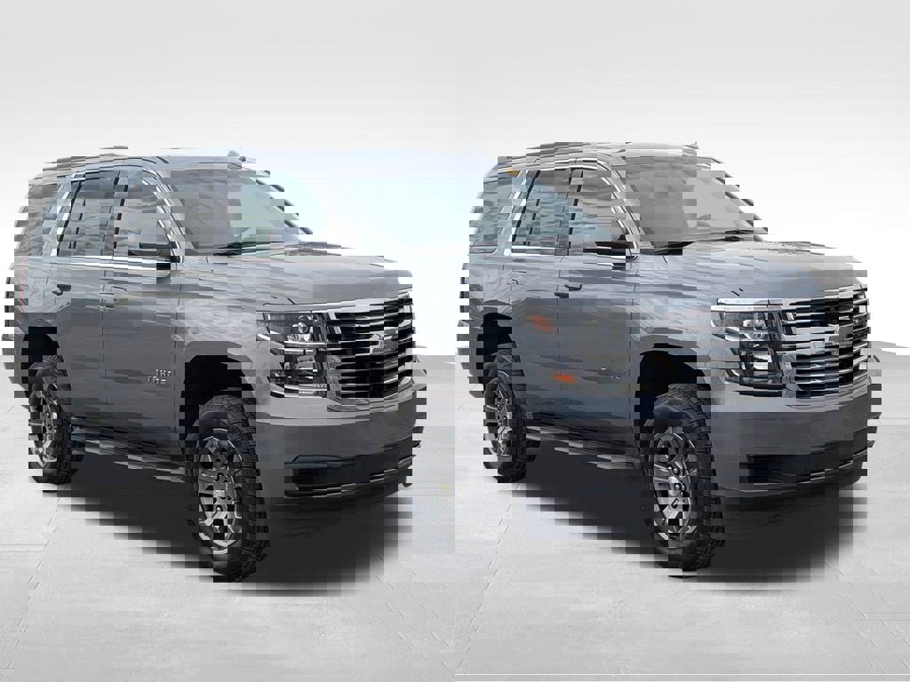 Used 2018 Chevrolet Tahoe LS image 2