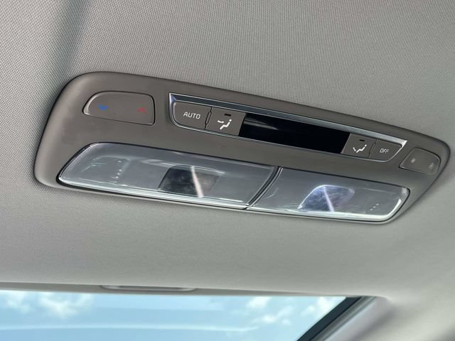 Used 2025 Kia Telluride S AWD/4WD image 21