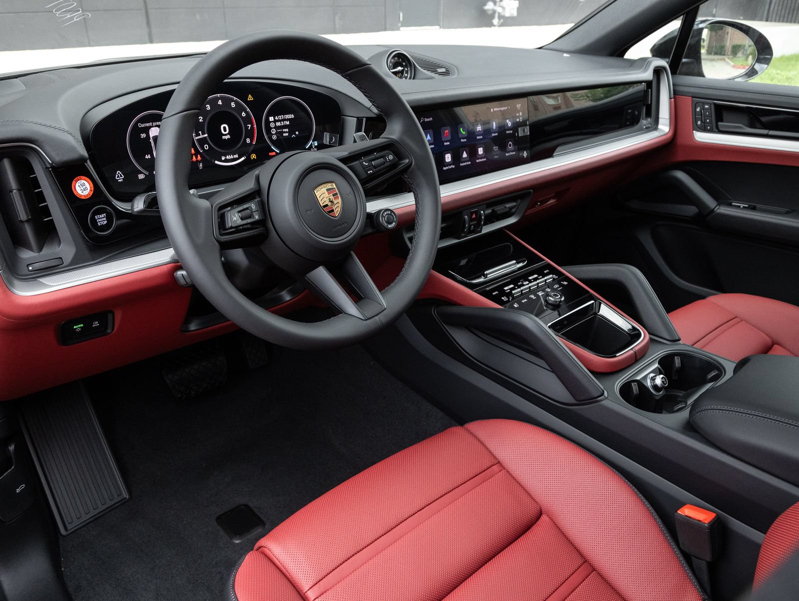 New 2026 Porsche Cayenne Coupe AWD/4WD image 4